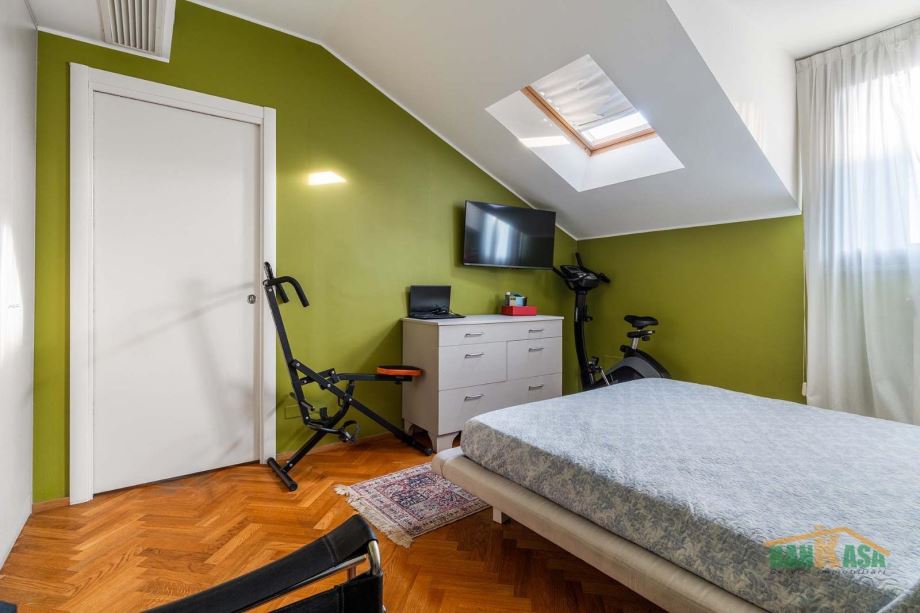 Appartamento in condominio di 4 locali 