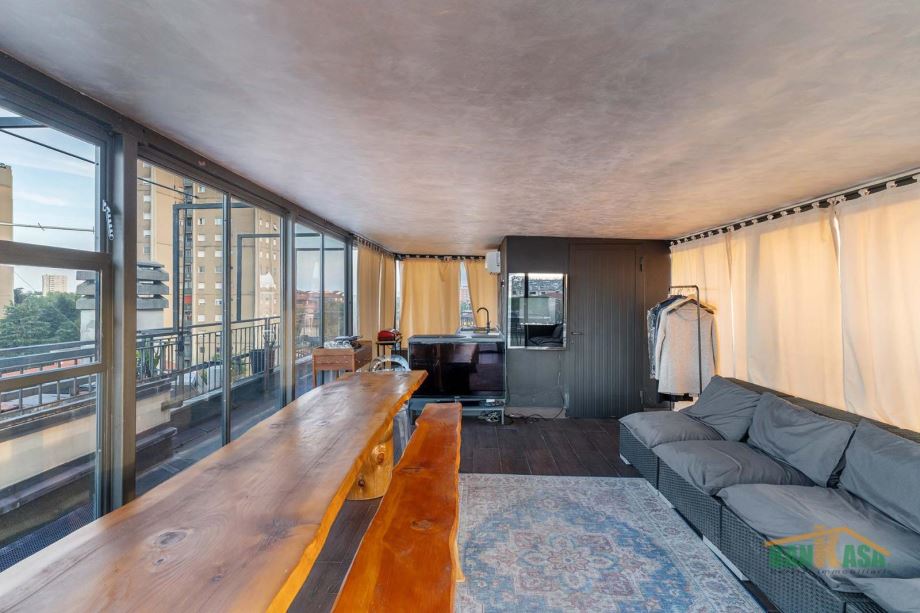 Appartamento in condominio di 4 locali 
