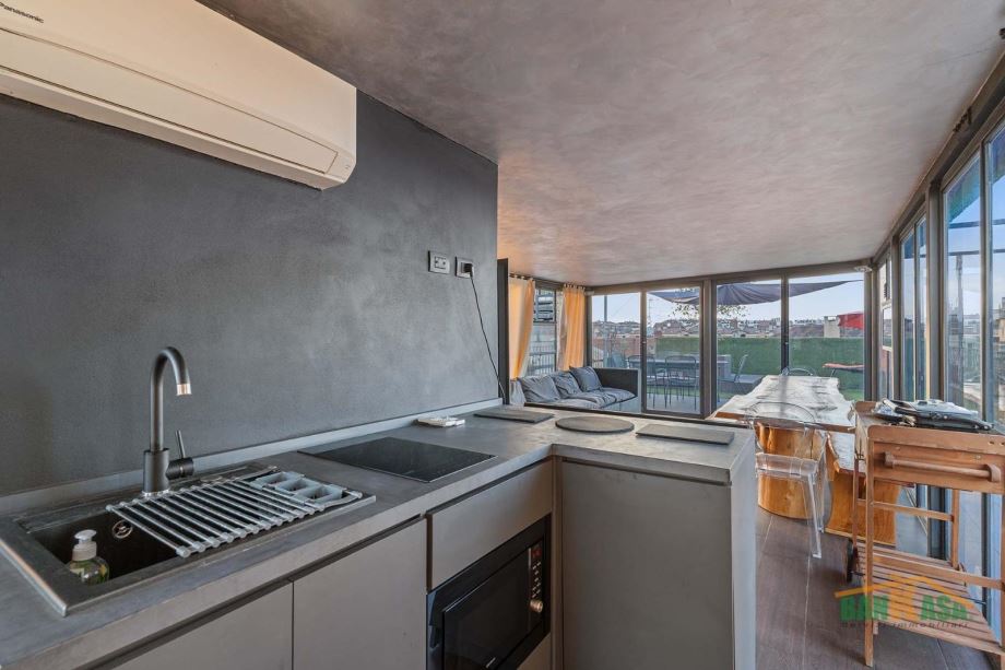Appartamento in condominio di 4 locali 