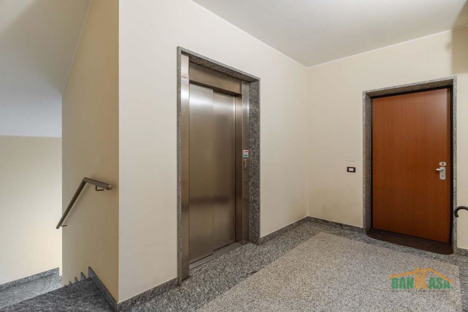 Appartamento in condominio di 4 locali 