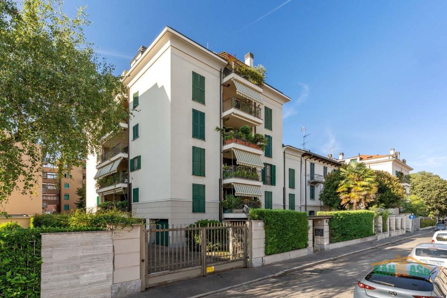 Appartamento in condominio di 4 locali 