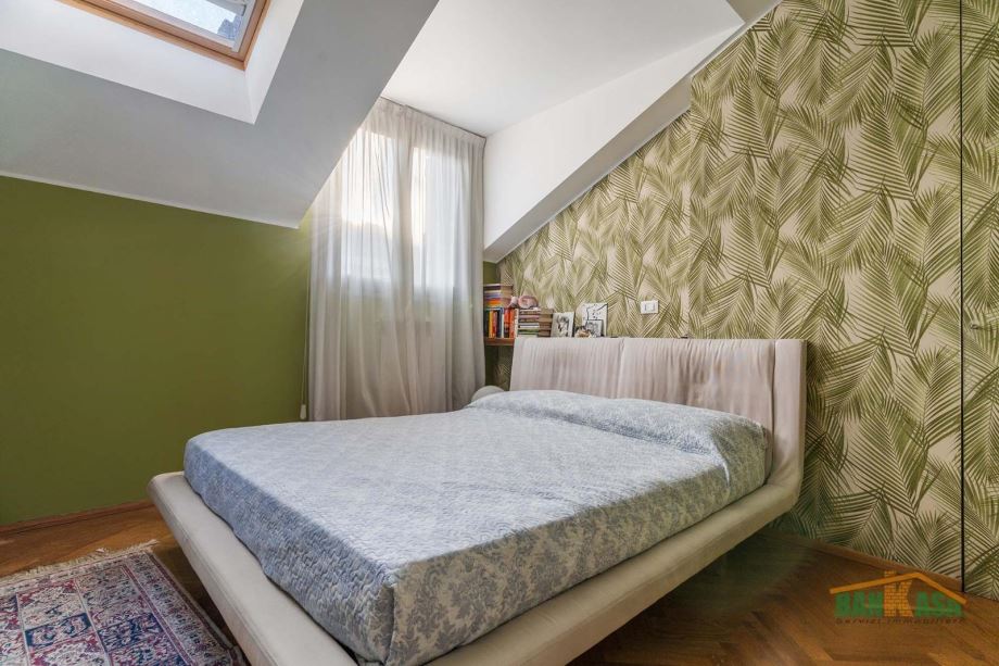 Appartamento in condominio di 4 locali 