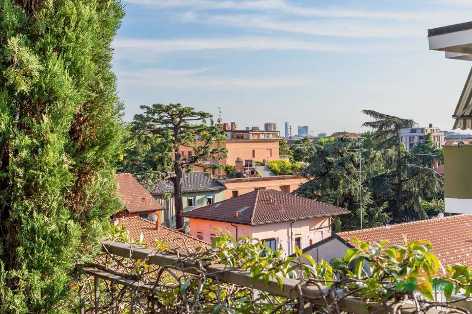 Appartamento in condominio di 4 locali 