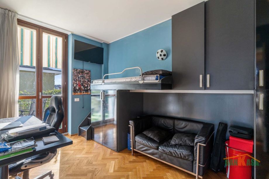 Appartamento in condominio di 4 locali 