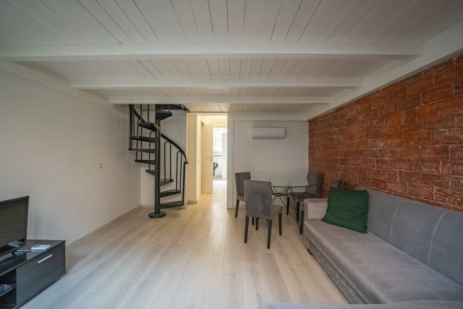 Appartamento in condominio di 2 locali 