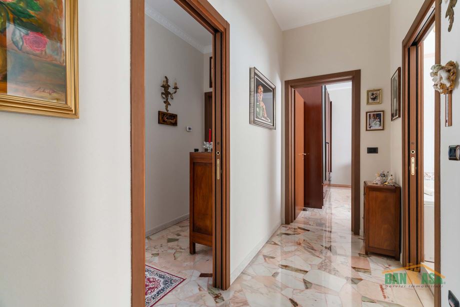 Porzione di villa bifamiliare di 4 locali 