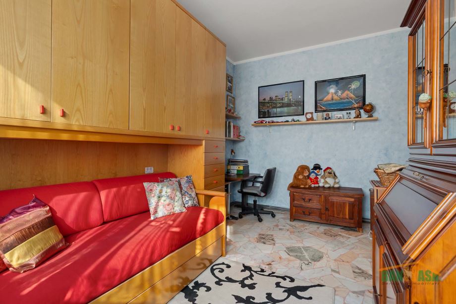 Porzione di villa bifamiliare di 4 locali 
