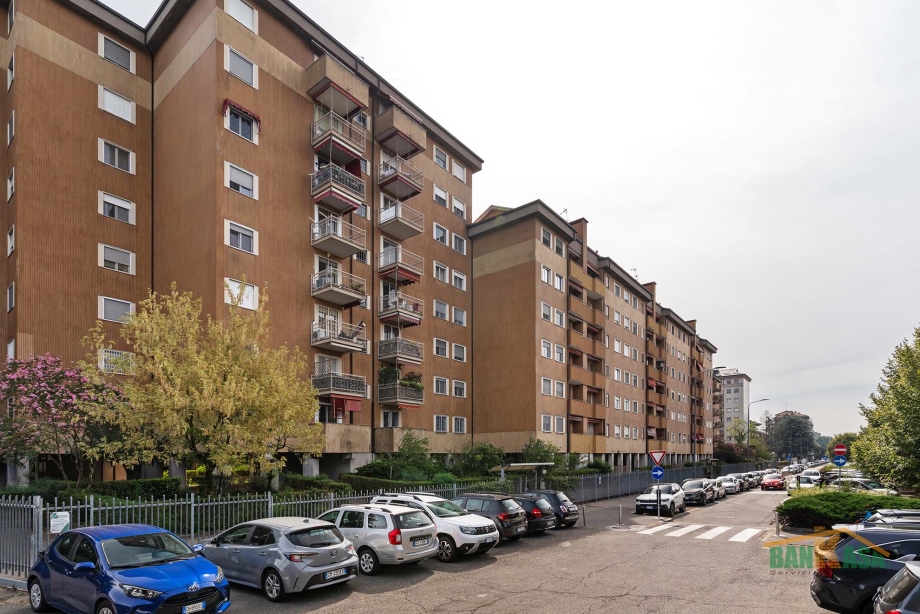Appartamento in condominio in vendita MILANO BICOCCA VIALE SUZZANI Appartamento in condominio in vendita MILANO BICOCCA VIALE SUZZANI