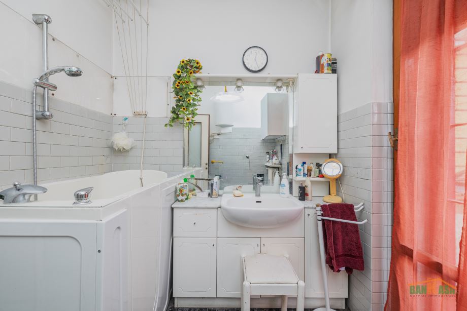 Appartamento in palazzina di 2 locali 
