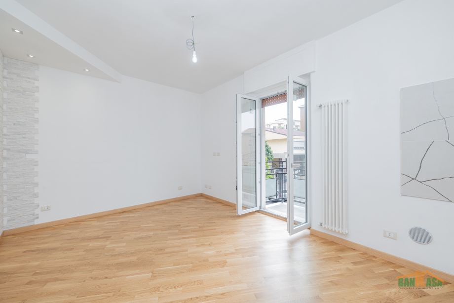 Appartamento in condominio in vendita BRESSO VIA EUGENIO VILLORESI