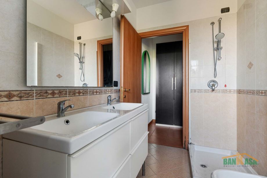 Appartamento in condominio di 2 locali 