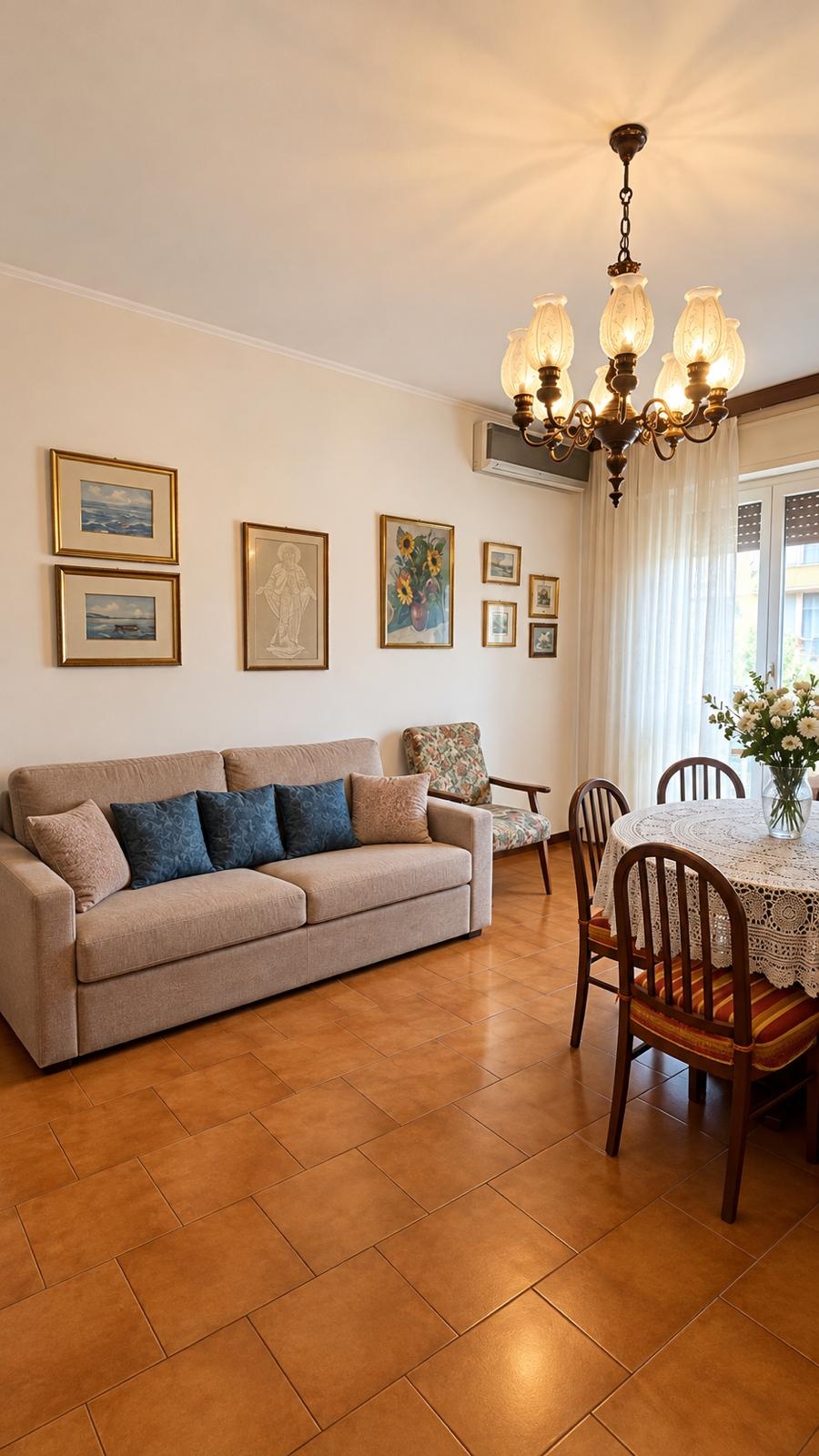 Appartamento in condominio in vendita BRESSO VIA GIACOMO LEOPARDI Appartamento in condominio in vendita BRESSO VIA GIACOMO LEOPARDI