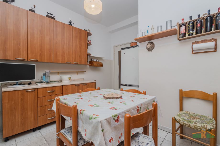 Appartamento in condominio di 3 locali 