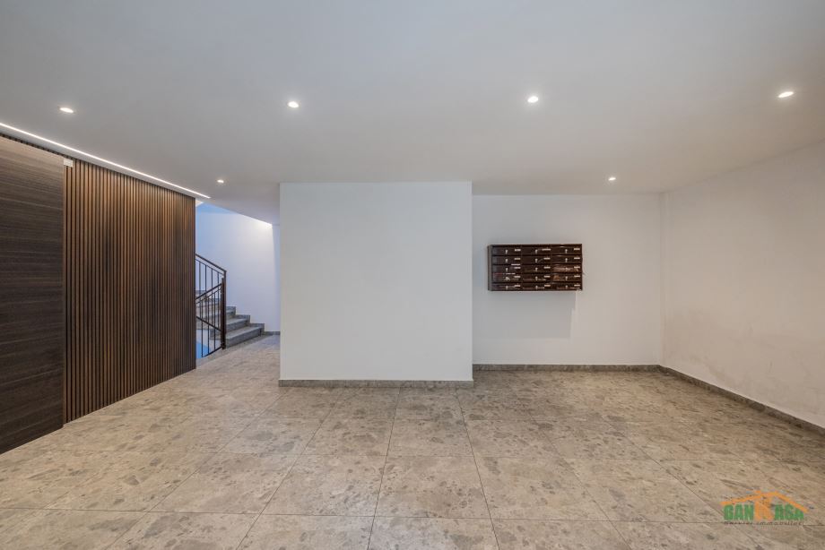 Appartamento in condominio di 4 locali 