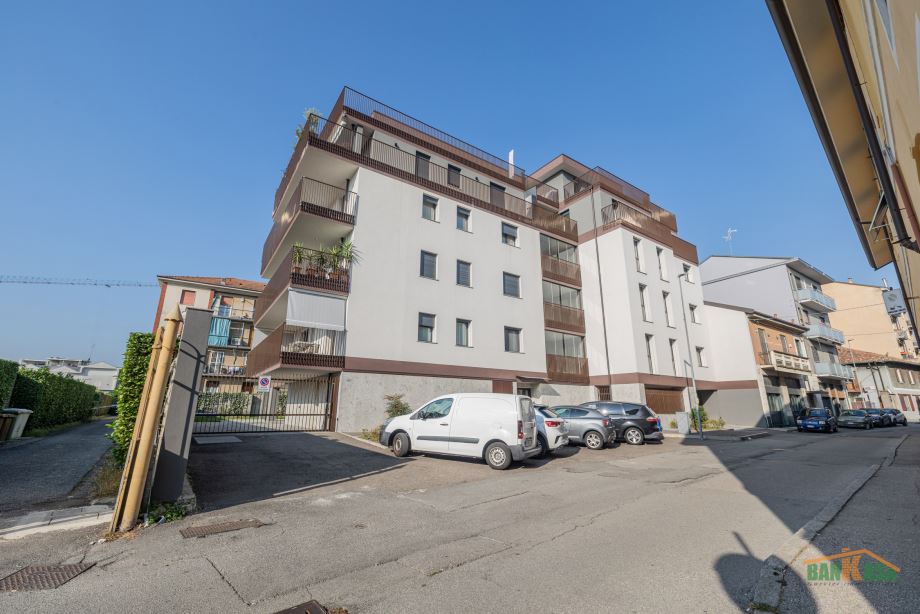 Appartamento in condominio di 4 locali 