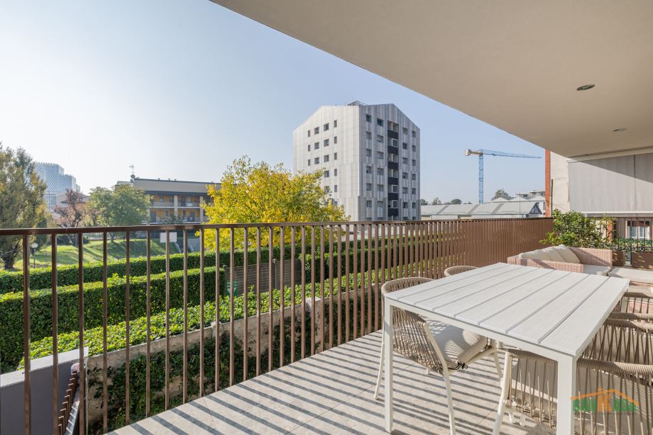 Appartamento in condominio di 4 locali 