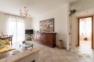 BRESSO - Appartamento in condominio in vendita (ID: 8120)