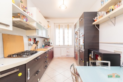 BRESSO - Appartamento in condominio in vendita (ID: 8122)