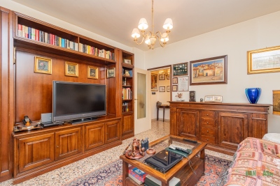 BRESSO - Appartamento in condominio in vendita (ID: 8134)
