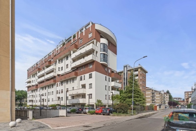 Appartamento in condominio in vendita BRESSO VIA ARIOSTO