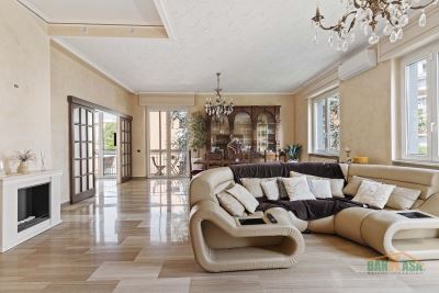 Appartamento in palazzina in vendita MILANO NIGUARDA VIA FRUGONI