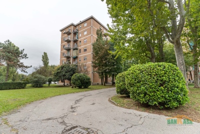 Appartamento in condominio in vendita MILANO VIA AREZZO