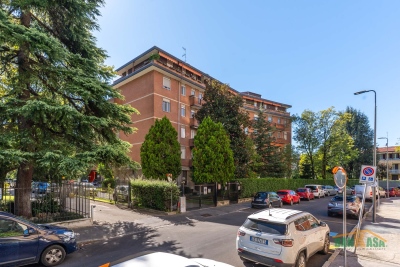 Appartamento in palazzina in vendita MILANO NIGUARDA VIA LANFRANCO DELLA PILA