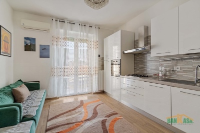 Appartamento in condominio in vendita BRESSO VIA AMBROGIO STRADA 