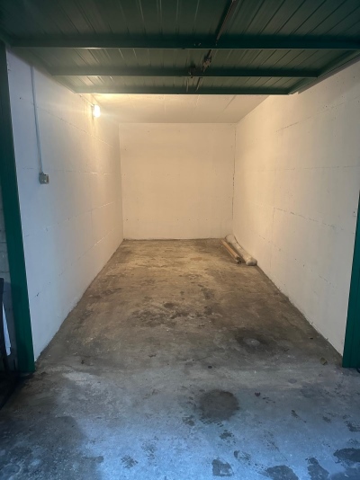 Box in vendita BRESSO VIA VILLA