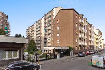 Appartamento in condominio in vendita BRESSO VIA EDMONDO DE AMICIS