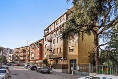 Appartamento in condominio in vendita MILANO NIGUARDA VIA VALLE ANTIGORIO