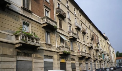Casa di ringhiera in vendita MILANO VIA CLITUMNO Casa di ringhiera in vendita MILANO VIA CLITUMNO